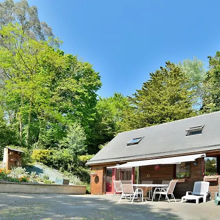 Maison En Bois * Pluduno